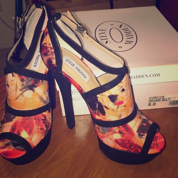 Steve Madden Shoes - Steve Madden platform heels